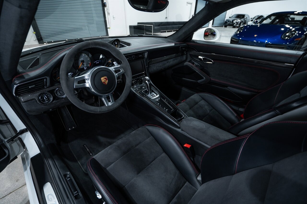 Used 2016 Porsche 911 GT3 RWD image 18