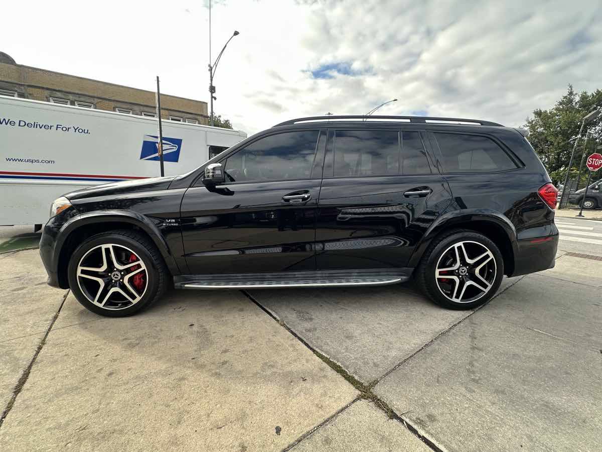Used 2019 Mercedes-Benz GLS 63 AMG 4MATIC w/ AMG Night Styling Package image 8