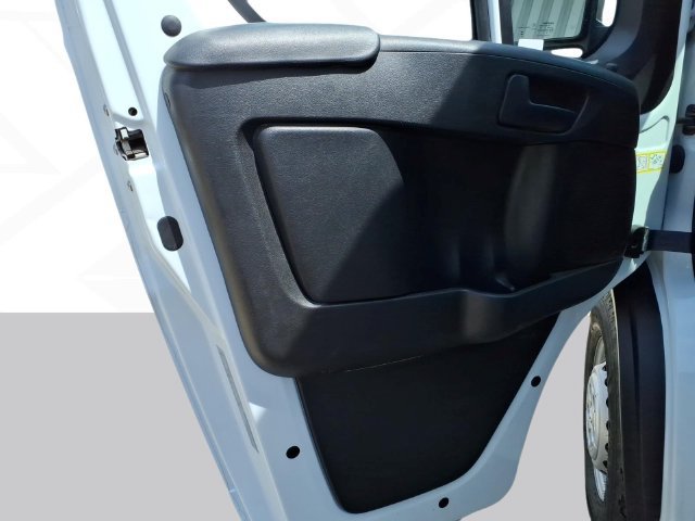 Used 2024 RAM ProMaster 2500 w/ Convenience Group FWD image 10