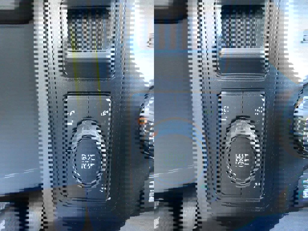 Used 2024 Ford F150 XLT image 31