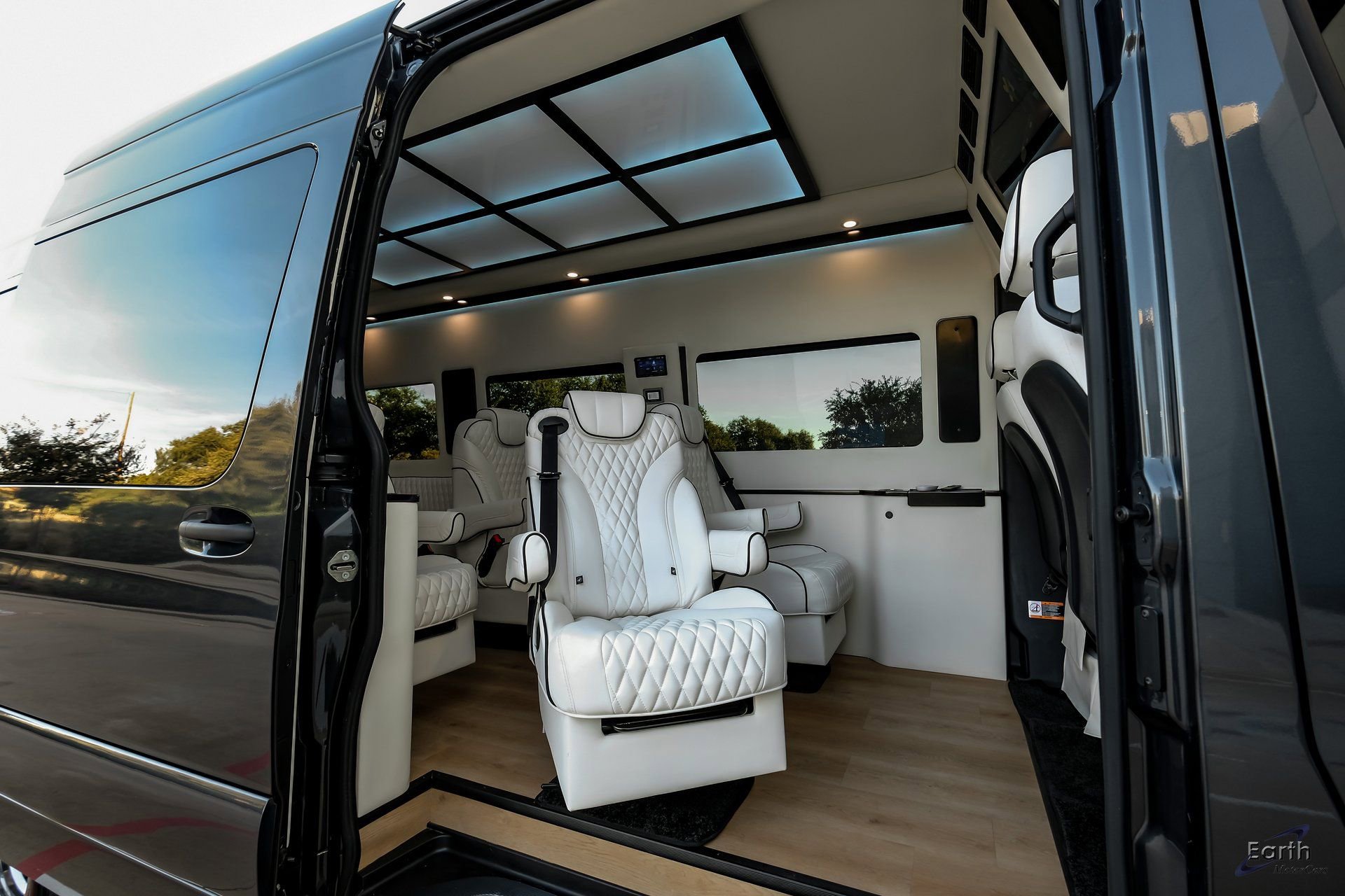 Used 2023 Mercedes-Benz Sprinter 3500 image 61