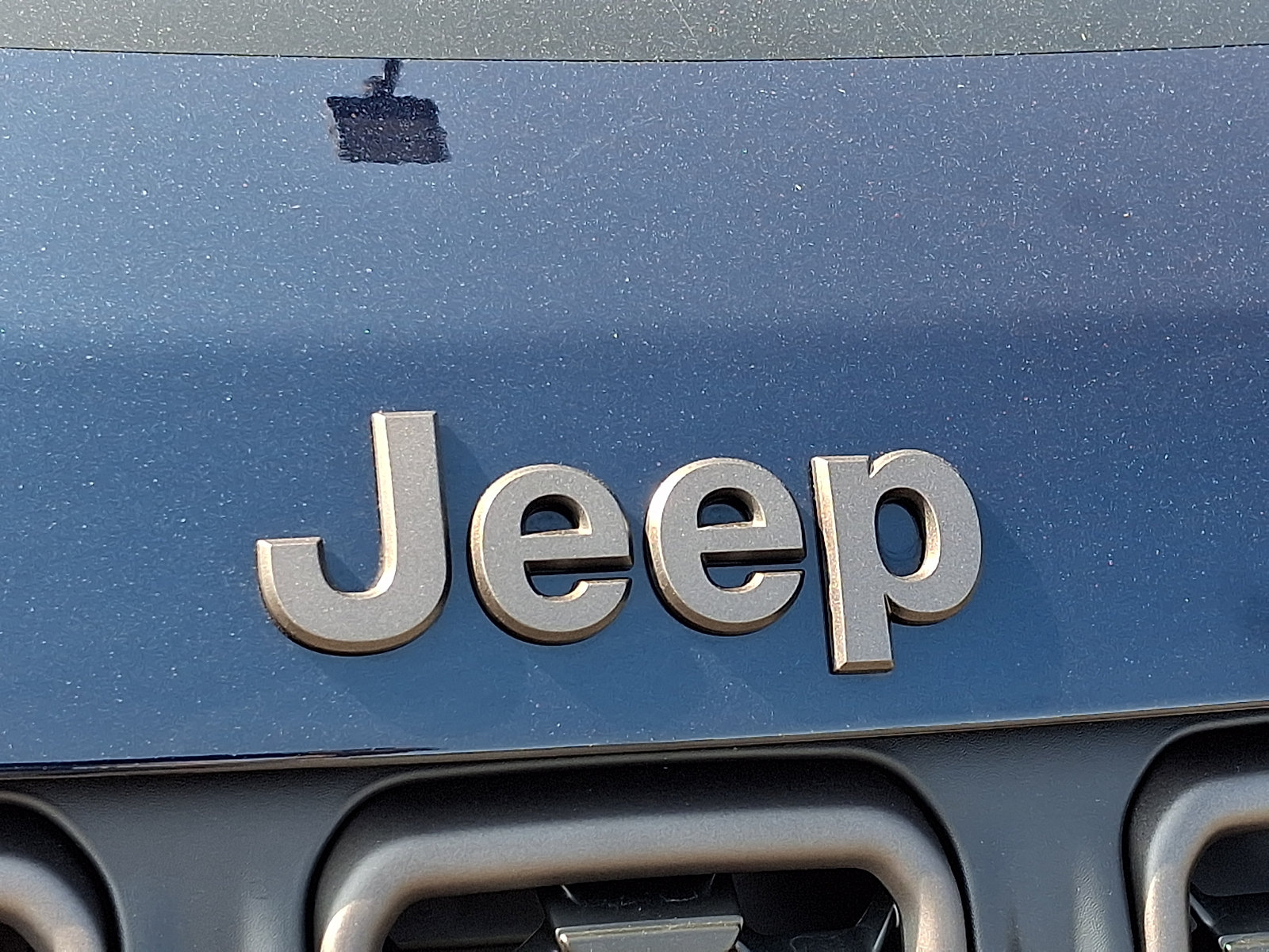 New 2026 Jeep Compass Trailhawk w/ Sun, Sound & Navigation Group AWD/4WD image 6
