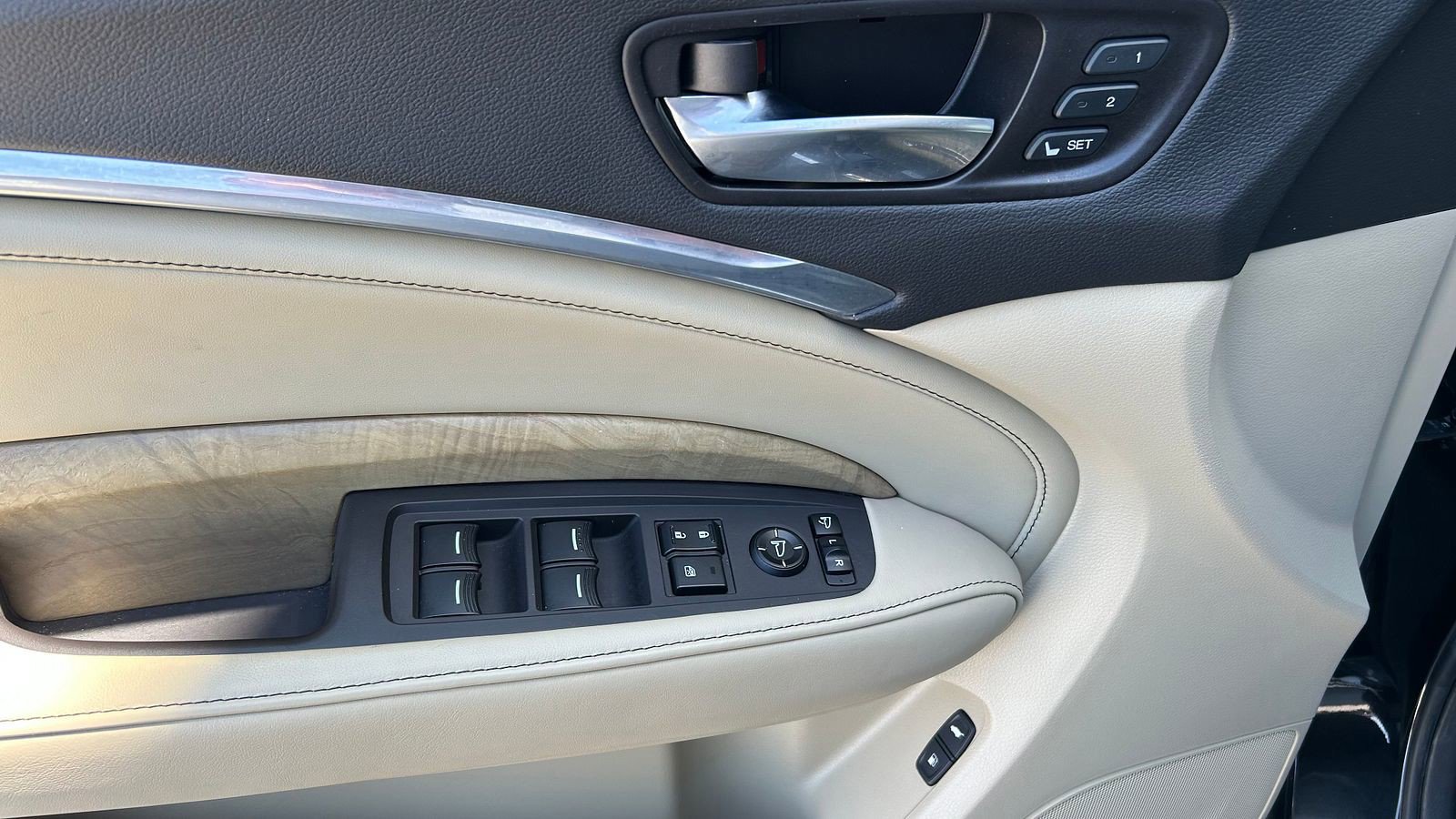 Used 2020 Acura MDX SH-AWD w/ Advance Package image 9