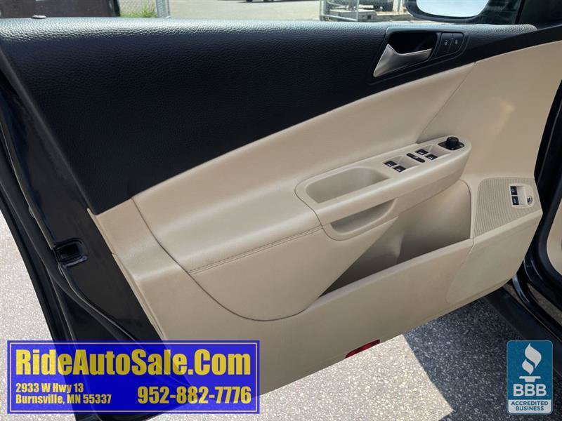 Used 2009 Volkswagen Passat Komfort FWD image 9