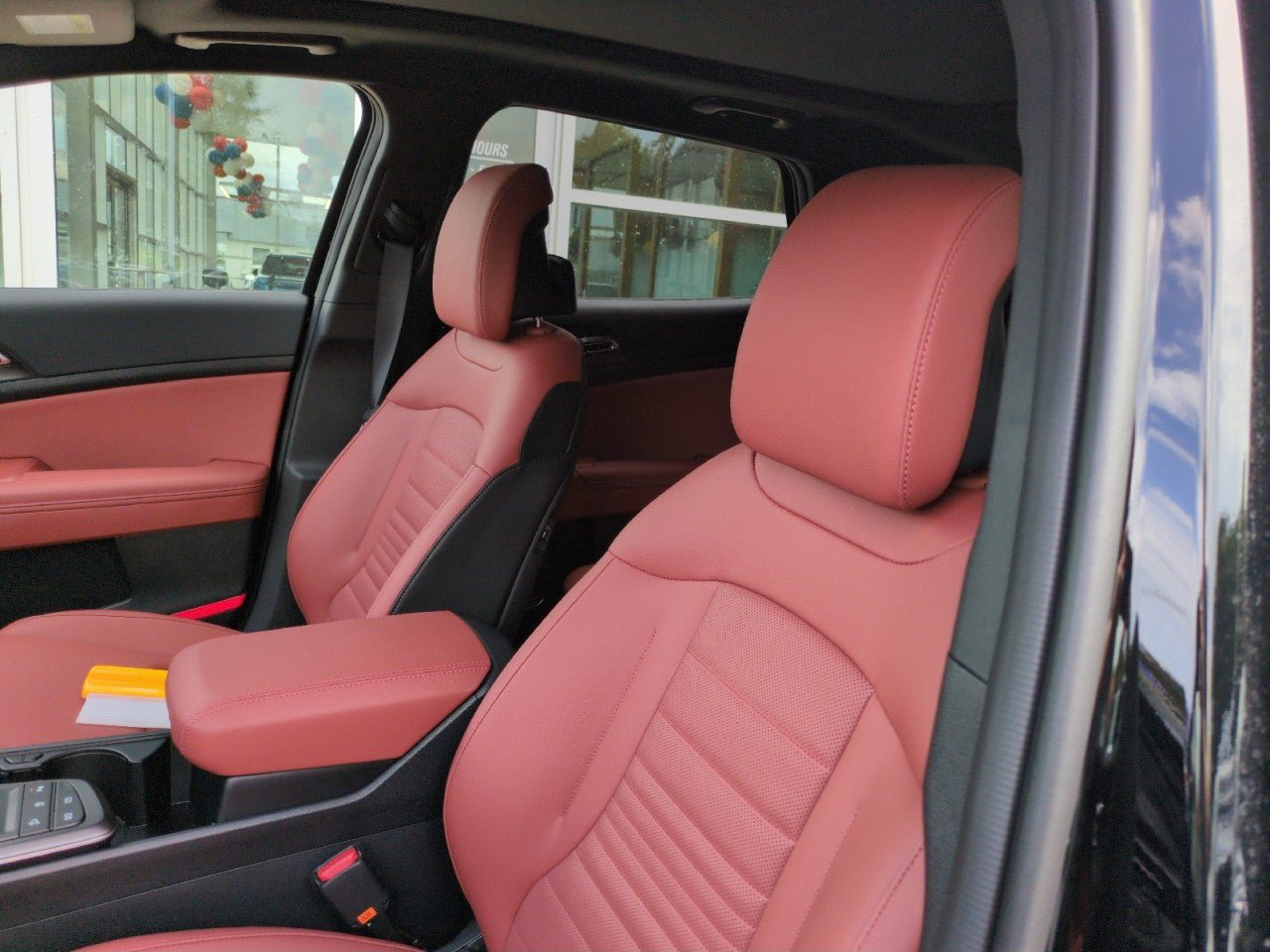 New 2026 Kia Sportage SX AWD/4WD image 15