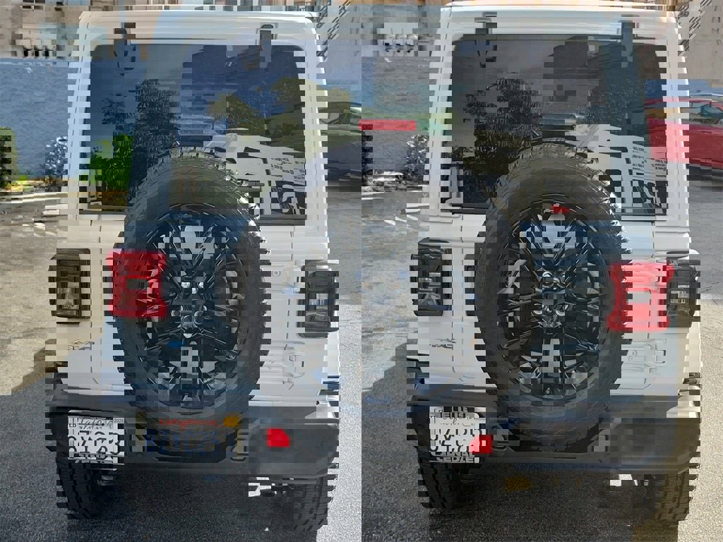 Used 2021 Jeep Wrangler Unlimited Sahara w/ Cold Weather Group image 30