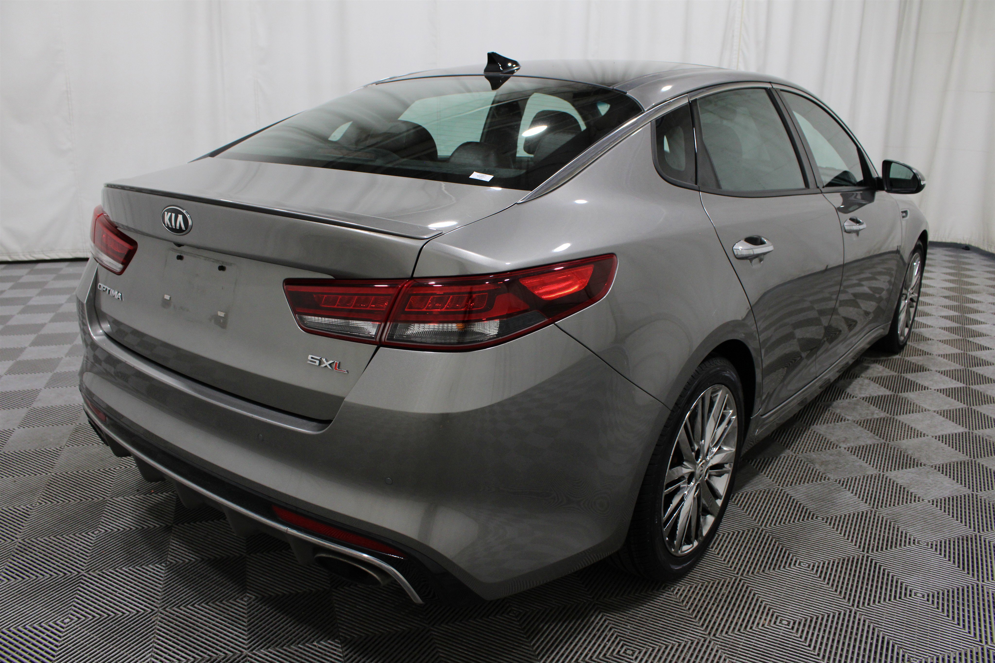 Used 2016 Kia Optima SX w/ Chrome Wheel Package FWD image 34