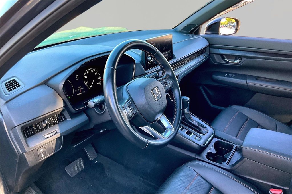 Used 2025 Honda CR-V Sport-L image 14