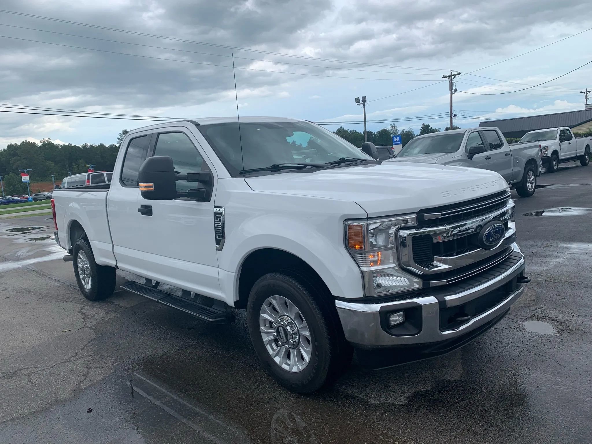 Used 2021 Ford F250 XLT w/ XLT Value Package image 1