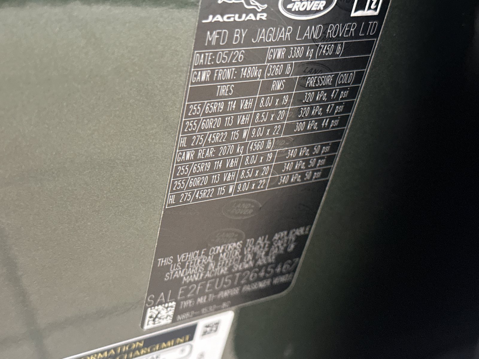New 2026 Land Rover Defender 130 X-Dynamic SE AWD/4WD image 27