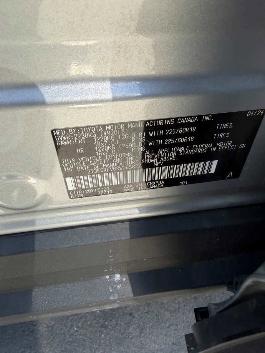 Used 2024 Toyota RAV4 XSE AWD/4WD image 6