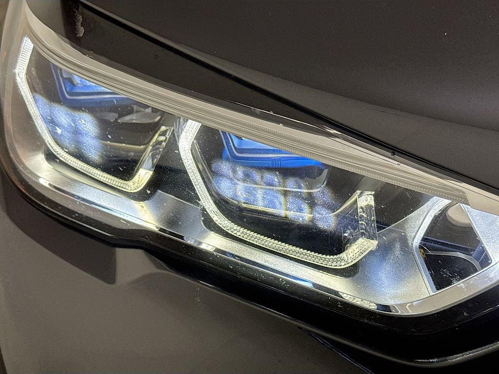 Used 2020 BMW X5 xDrive40i w/ M Sport Package AWD/4WD image 38