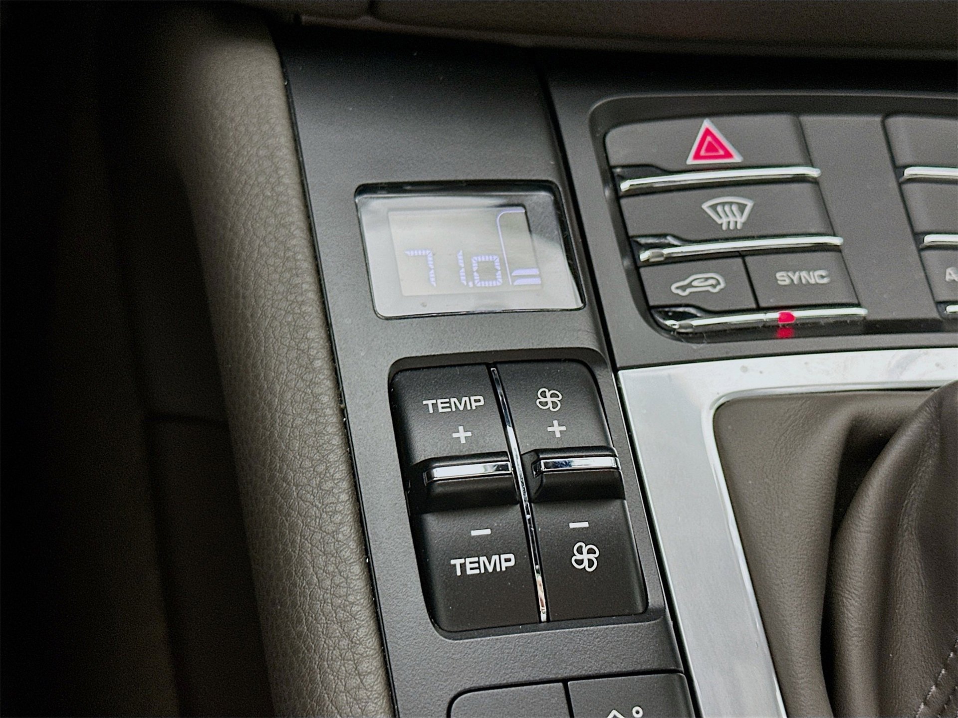 Used 2021 Porsche Macan image 17