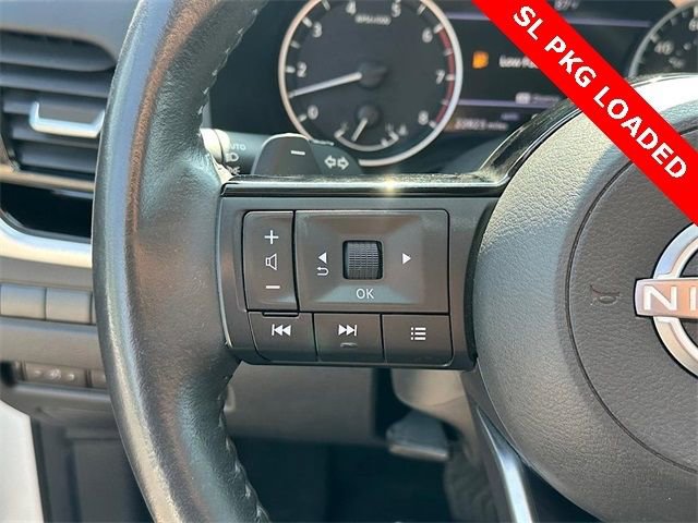 Used 2023 Nissan Rogue SL image 22