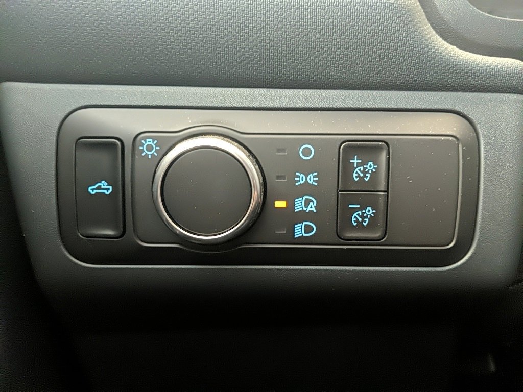 Used 2022 Ford Maverick Lariat w/ Lariat Luxury Package image 28