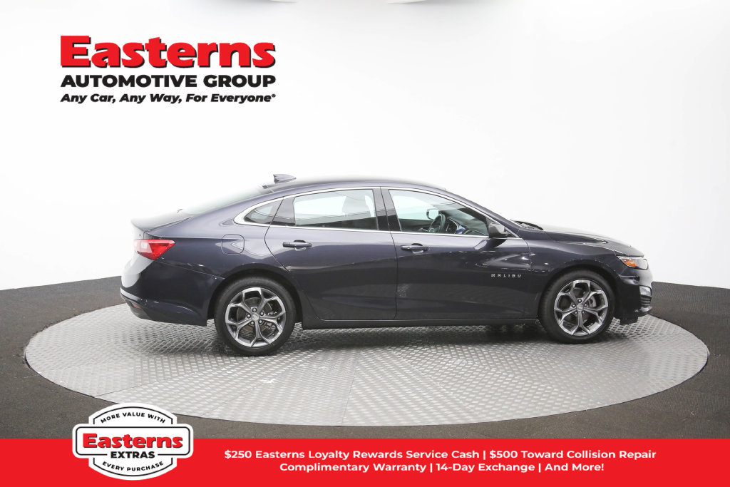 Used 2023 Chevrolet Malibu LT FWD image 40