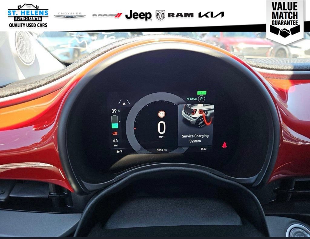 Used 2024 FIAT 500 e (RED) FWD image 17