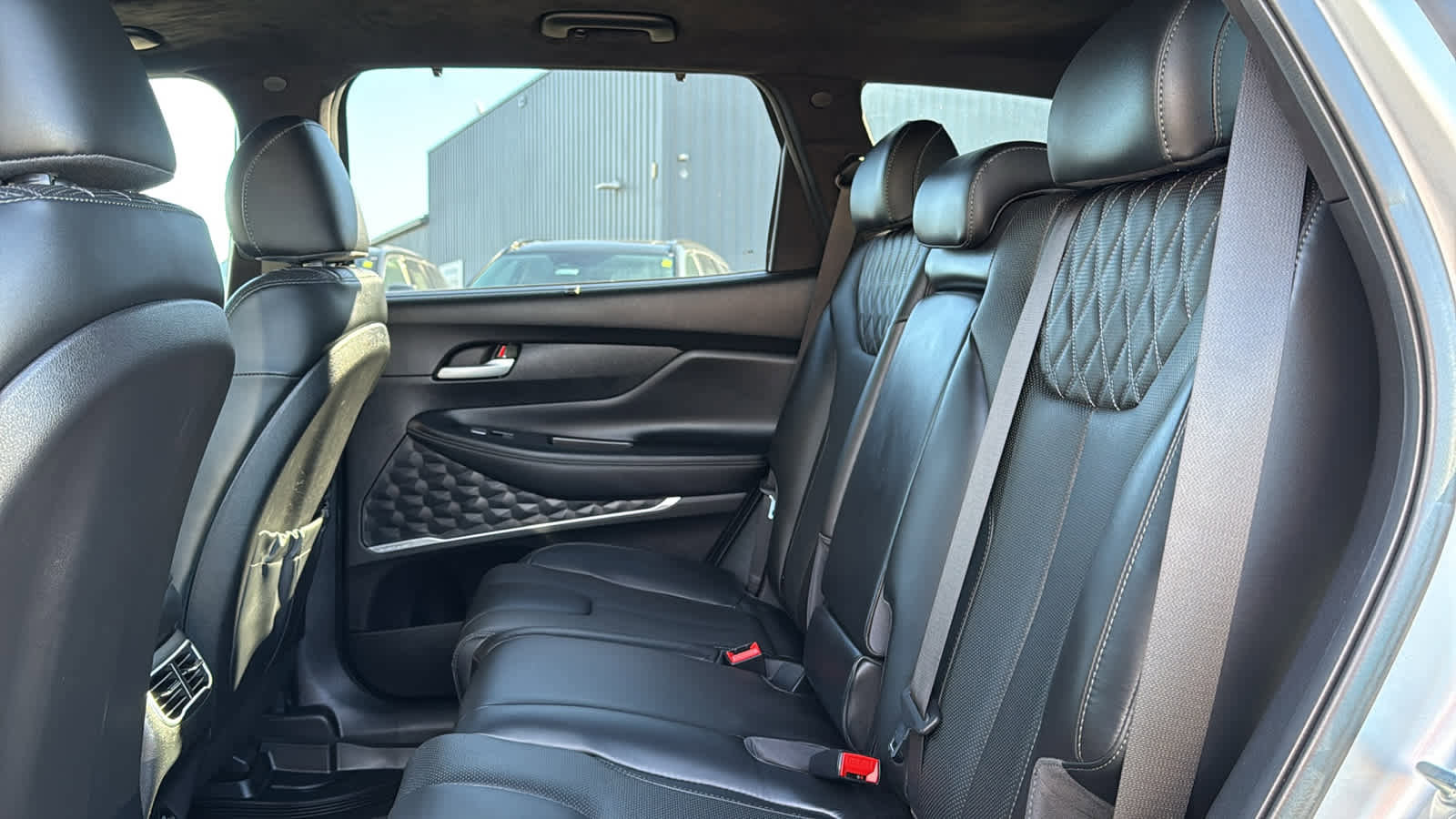 Used 2022 Hyundai Santa Fe Calligraphy image 25