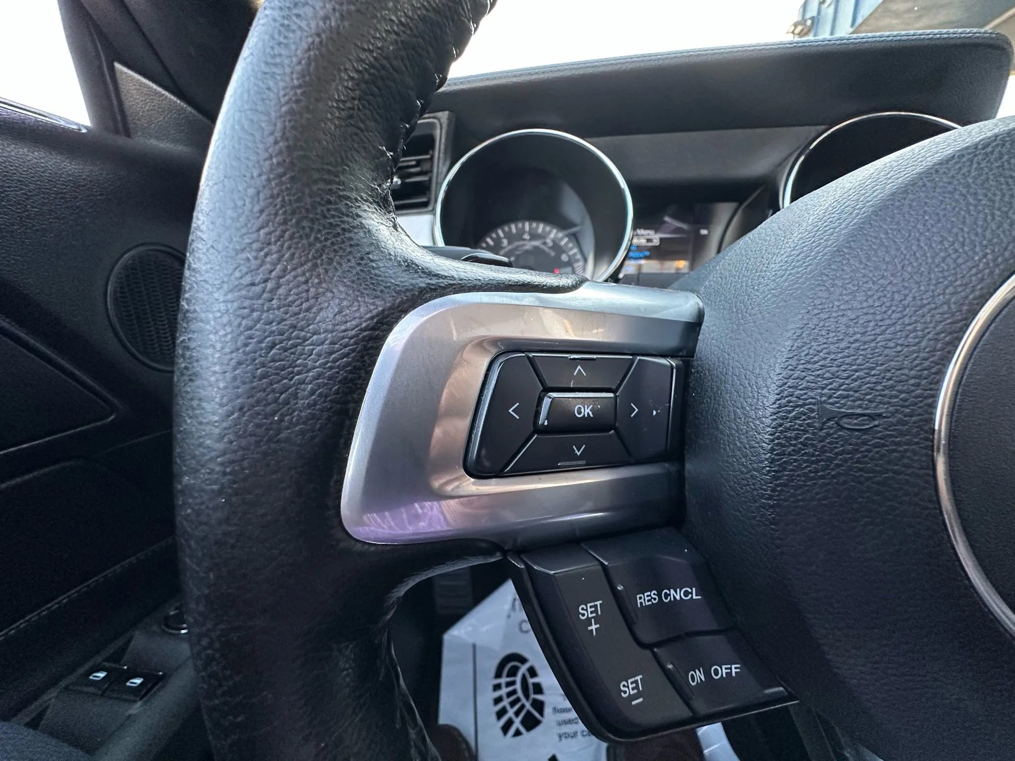 Used 2016 Ford Mustang Premium image 23