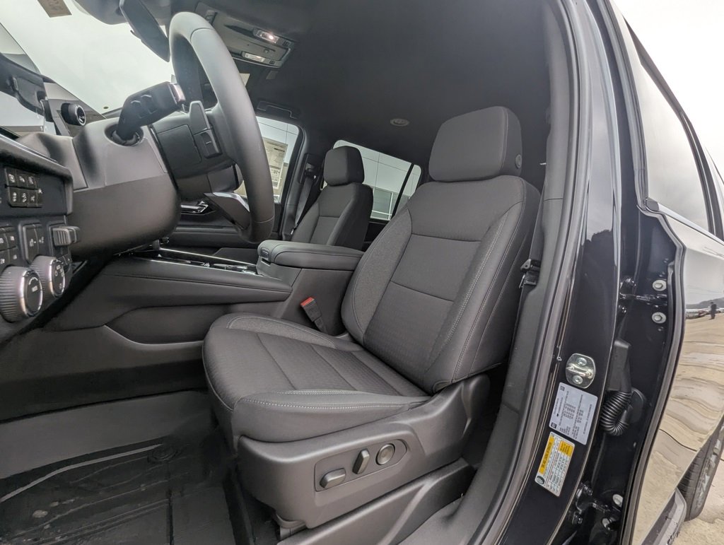 New 2026 Chevrolet Suburban LS w/ Max Trailering Package image 13