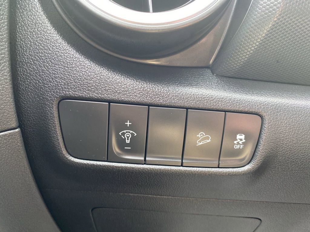 Certified 2023 Hyundai Kona SE AWD/4WD image 22