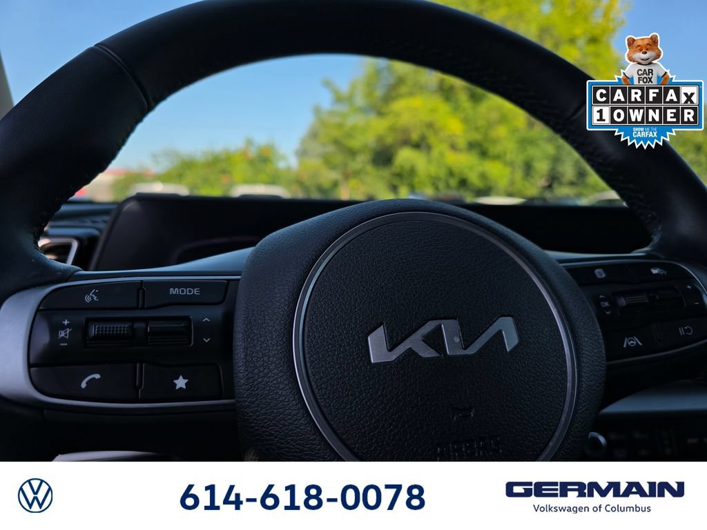 Used 2024 Kia Sportage EX AWD/4WD image 24