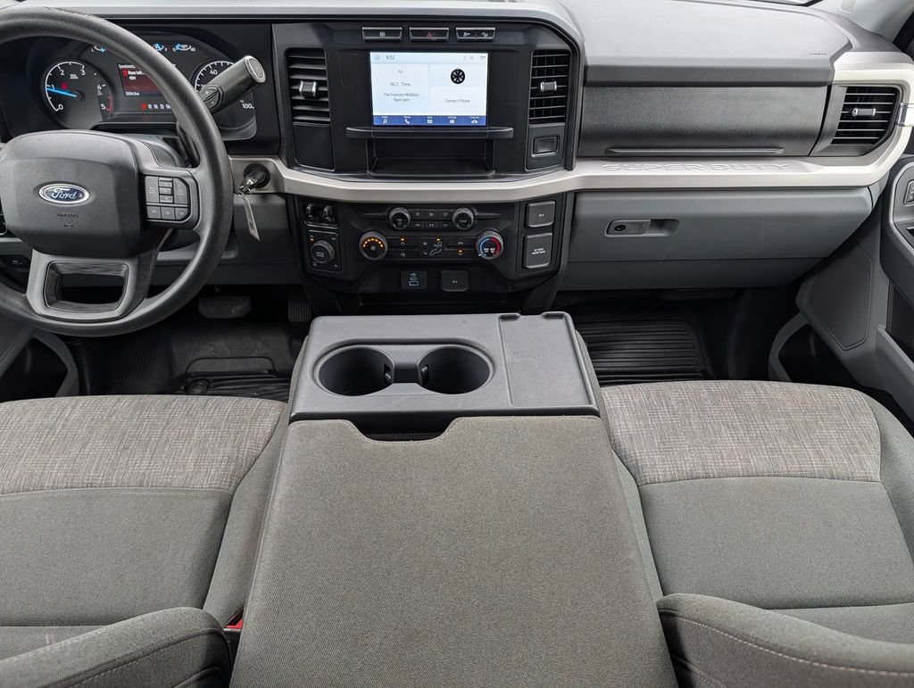 Used 2023 Ford F250 XLT w/ FX4 Off-Road Package AWD/4WD image 12