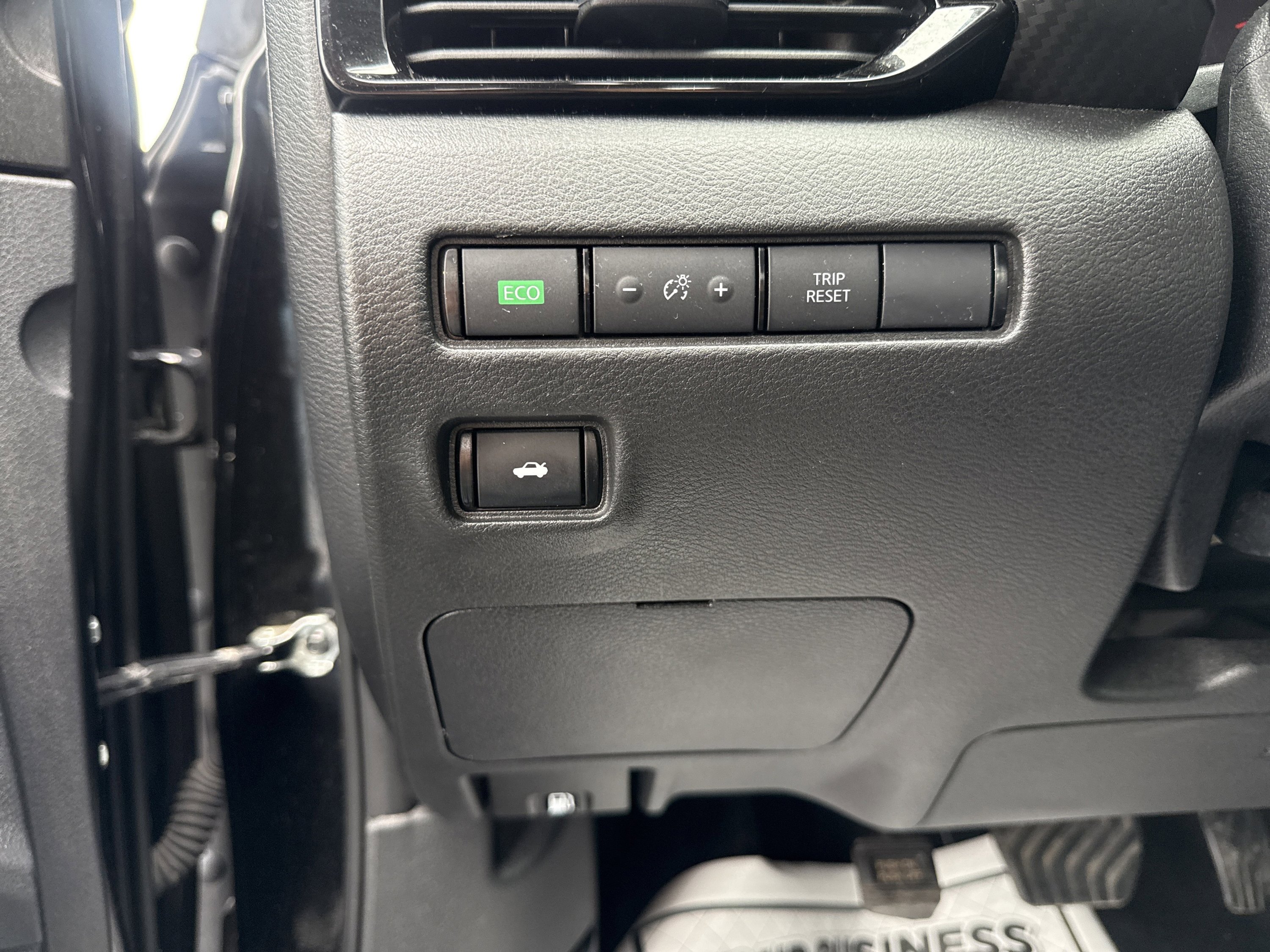 Used 2024 Nissan Sentra SV image 19