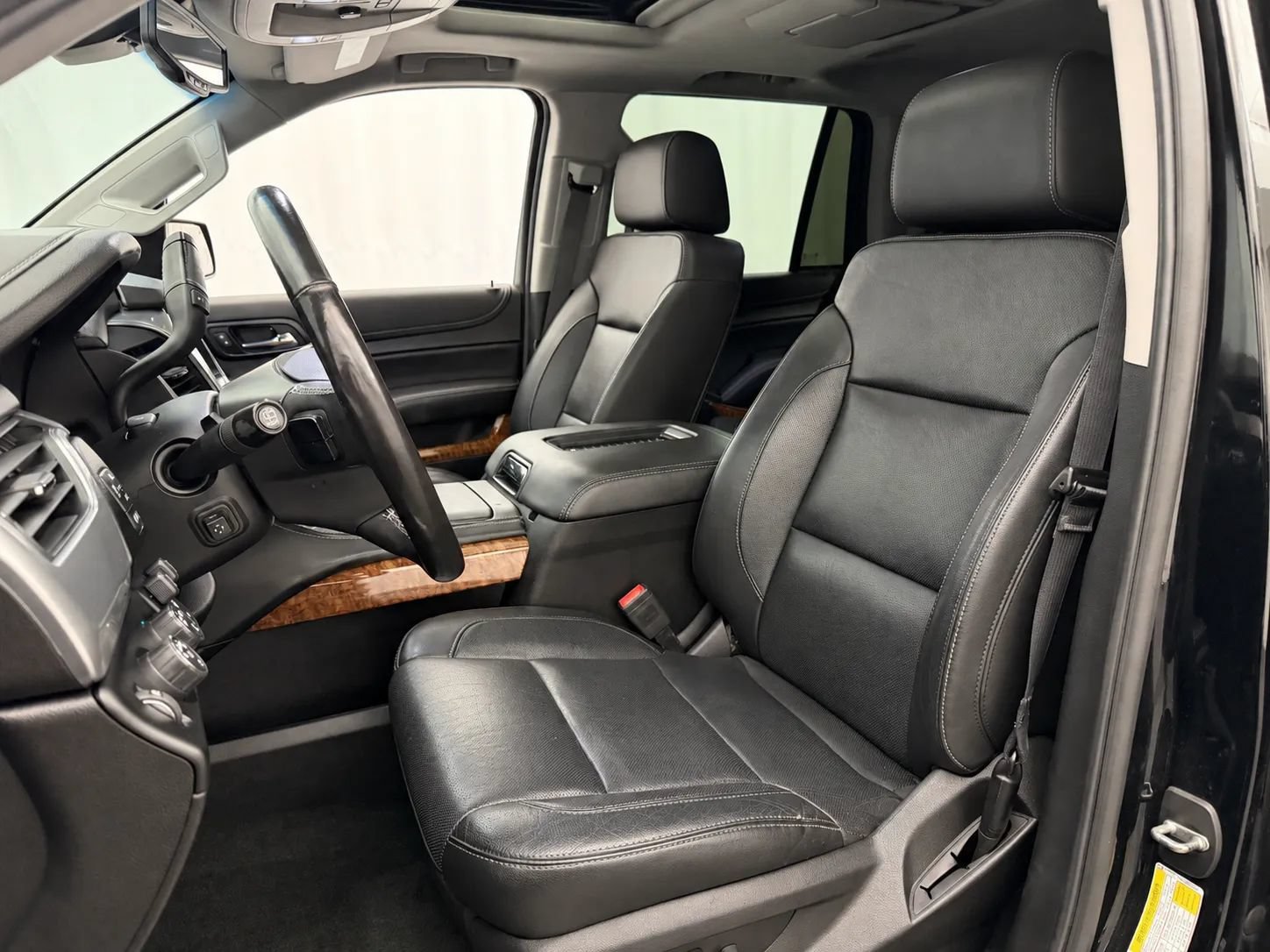 Used 2018 Chevrolet Tahoe Premier AWD/4WD image 8