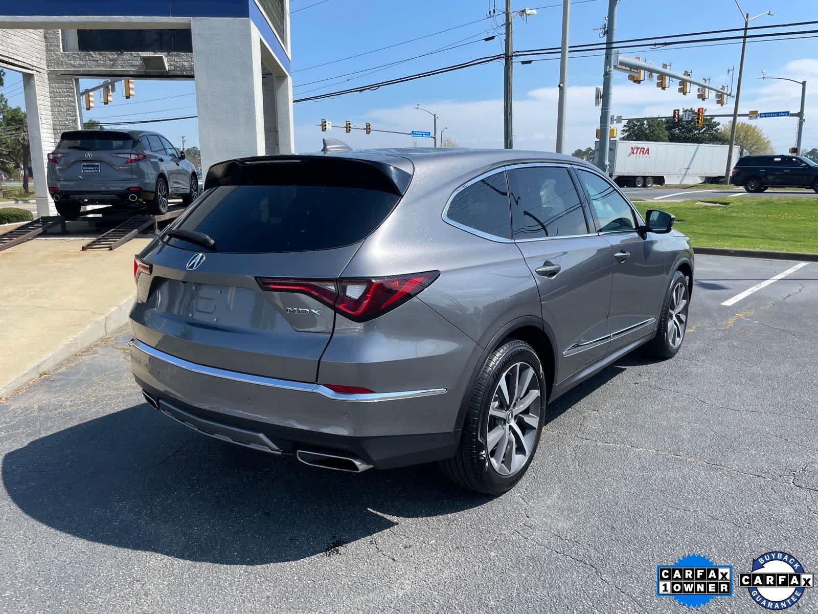 Certified 2025 Acura MDX FWD w/ Technology Package image 5