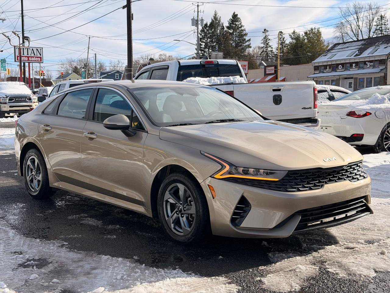 Used 2022 Kia K5 LXS image 3