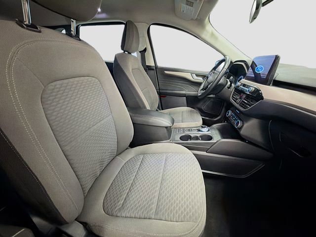 Used 2021 Ford Escape SE w/ Cold Weather Package image 28