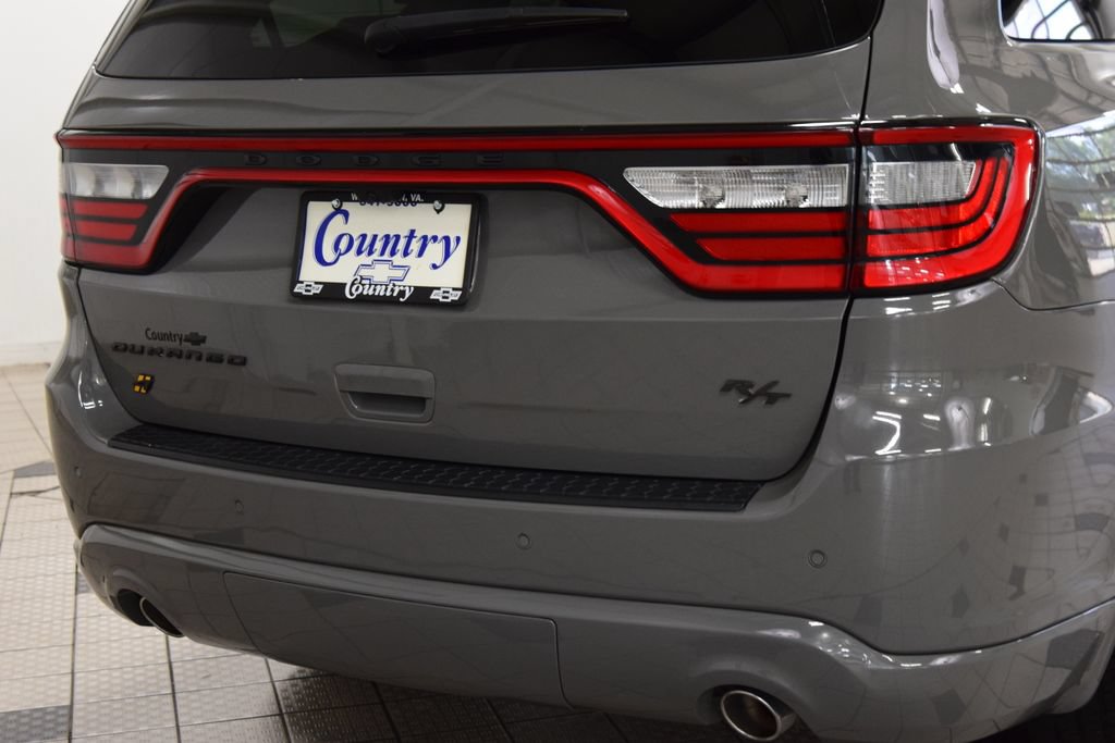 Used 2023 Dodge Durango R/T w/ Hemi Orange Plus Package AWD/4WD image 22