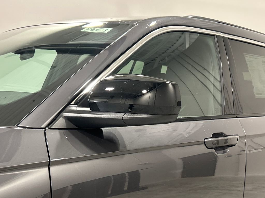 New 2026 Jeep Grand Cherokee L Laredo image 12