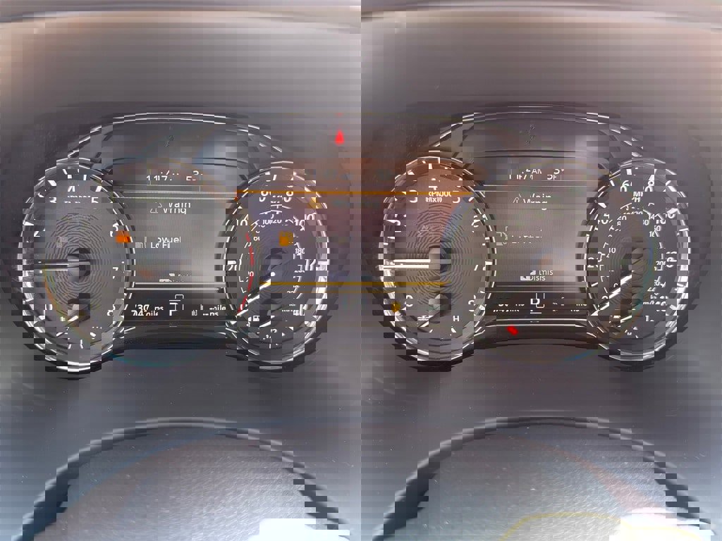 Used 2023 INFINITI QX80 Sensory w/ All-Season Package image 21