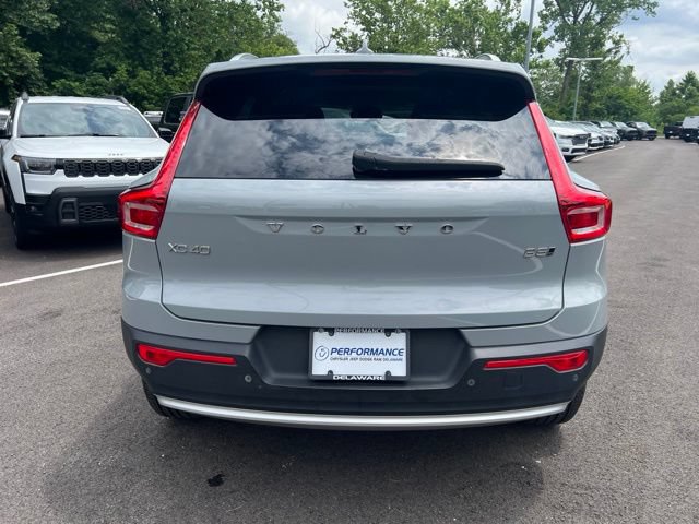 Used 2024 Volvo XC40 B5 Plus AWD/4WD image 30