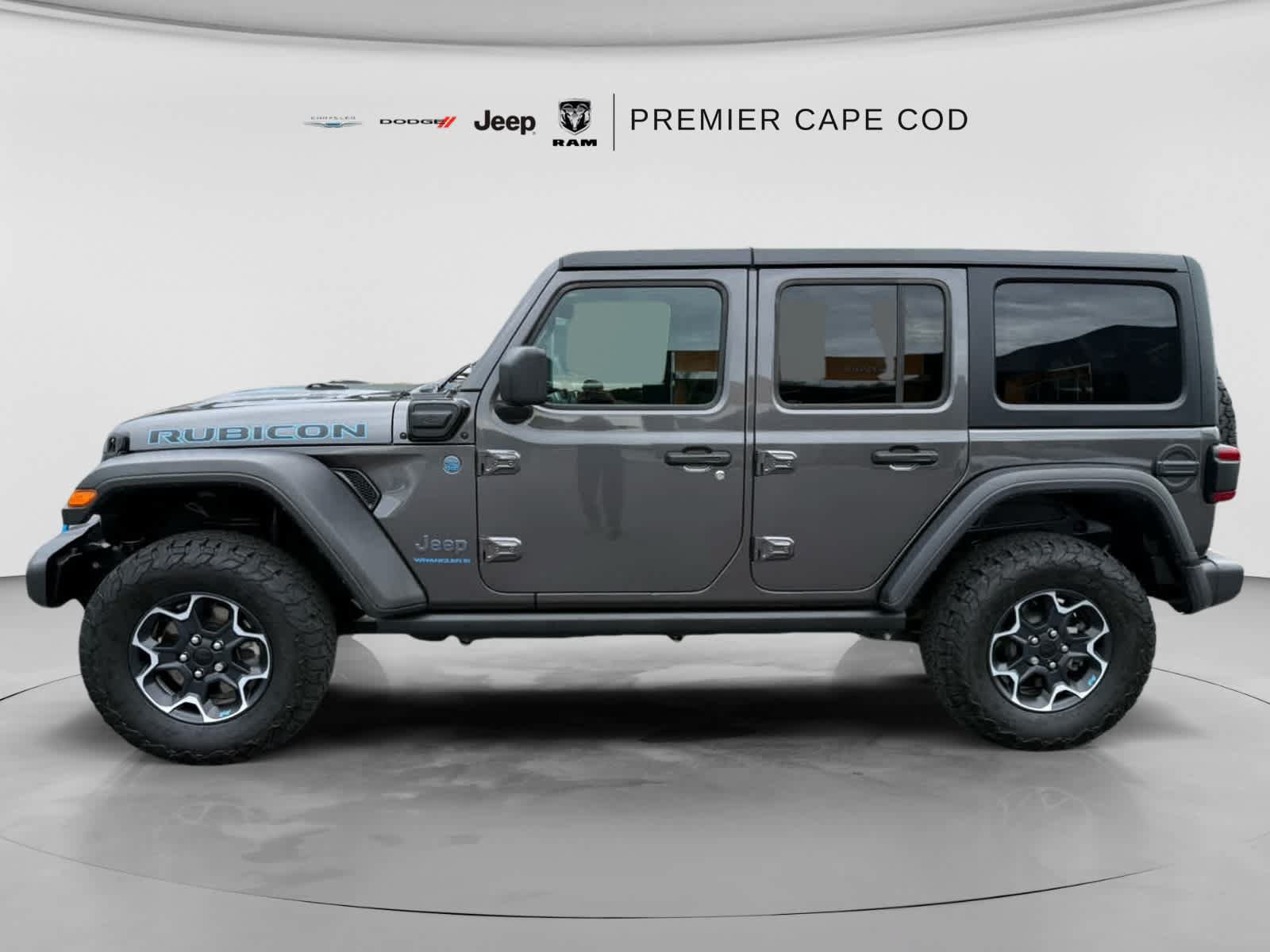 Used 2023 Jeep Wrangler Unlimited Rubicon 4xe w/ Cold Weather Group AWD/4WD image 5