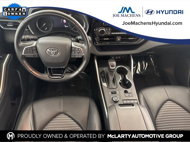 Used 2021 Toyota Highlander XSE image 26