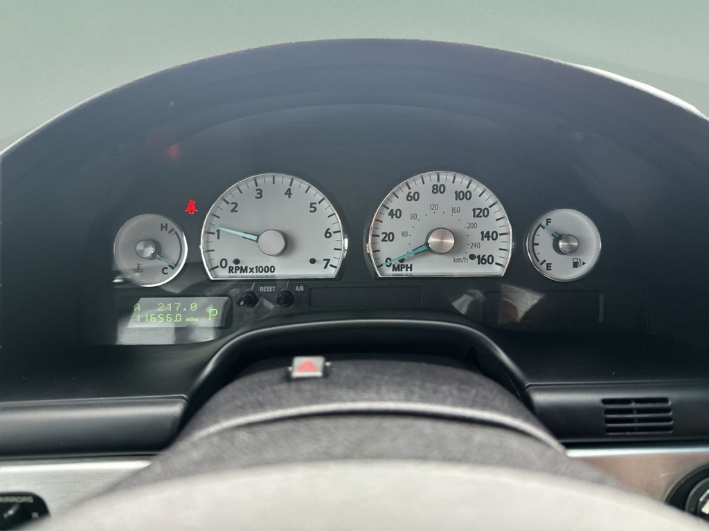 Used 2003 Ford Thunderbird RWD image 29