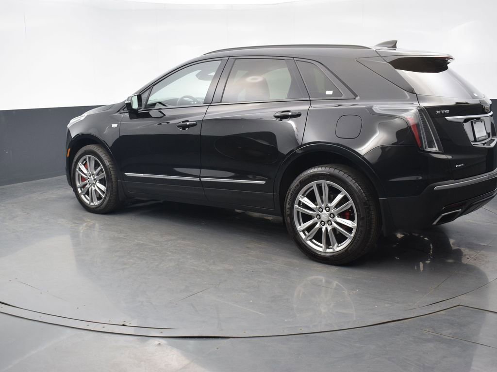 Used 2023 Cadillac XT5 Sportv w/ LPO, Floor Liner Package AWD/4WD image 4