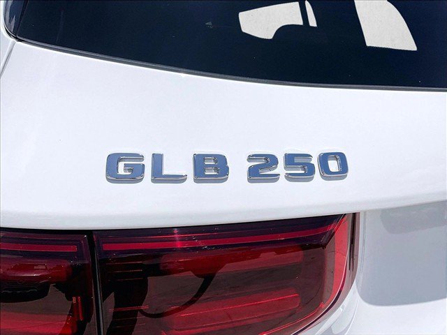 New 2026 Mercedes-Benz GLB 250 image 28