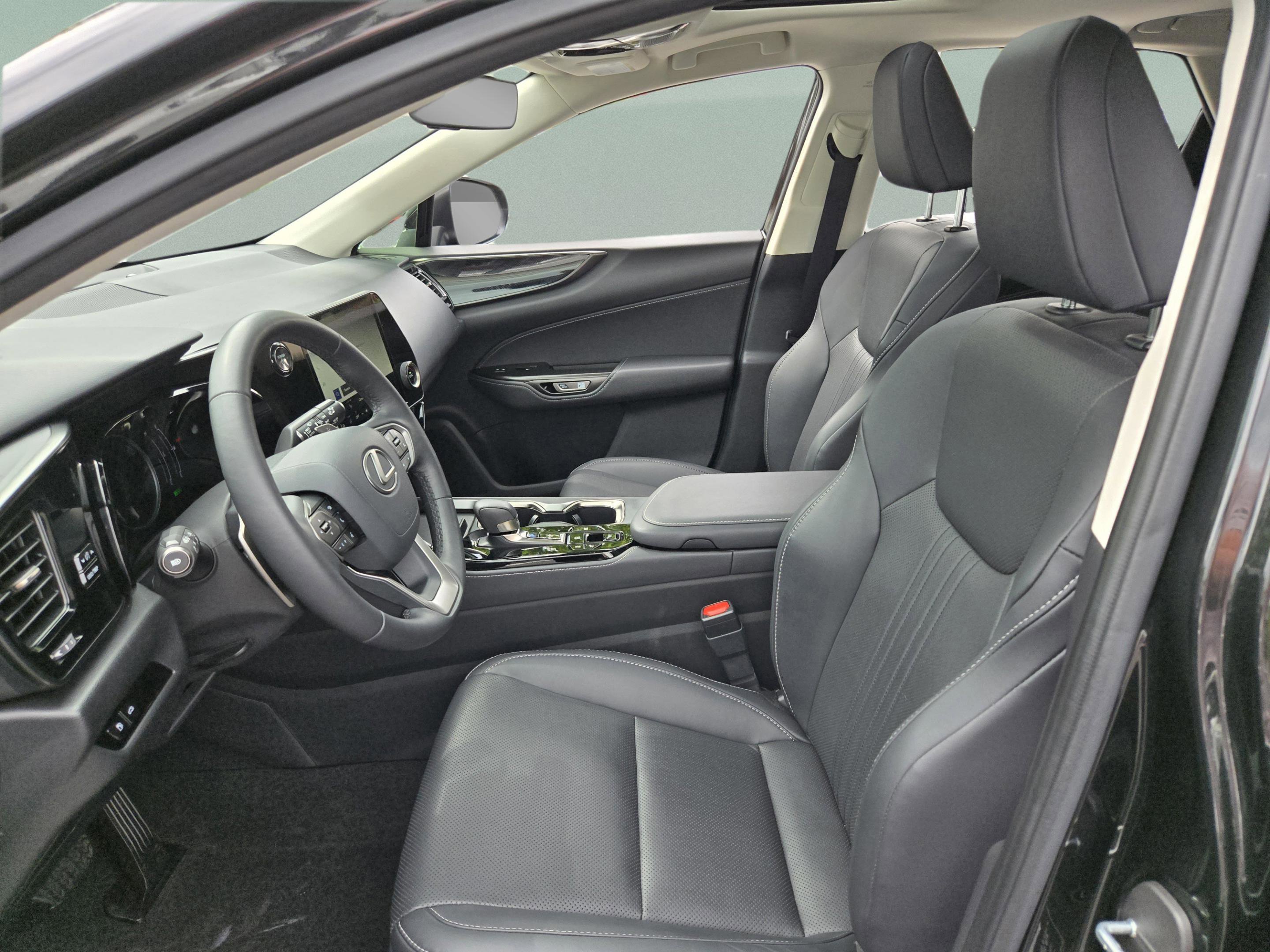 Used 2024 Lexus NX 350h AWD w/ Cold Area Package image 27
