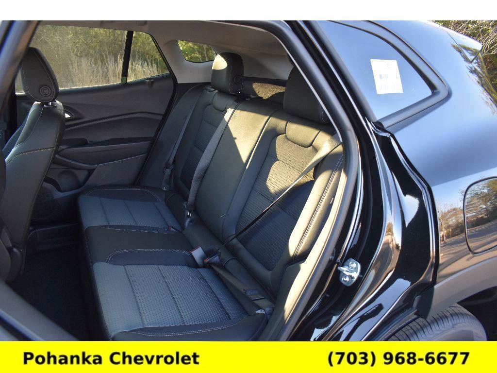 New 2026 Chevrolet Trax LT w/ Driver Confidence Package FWD image 26
