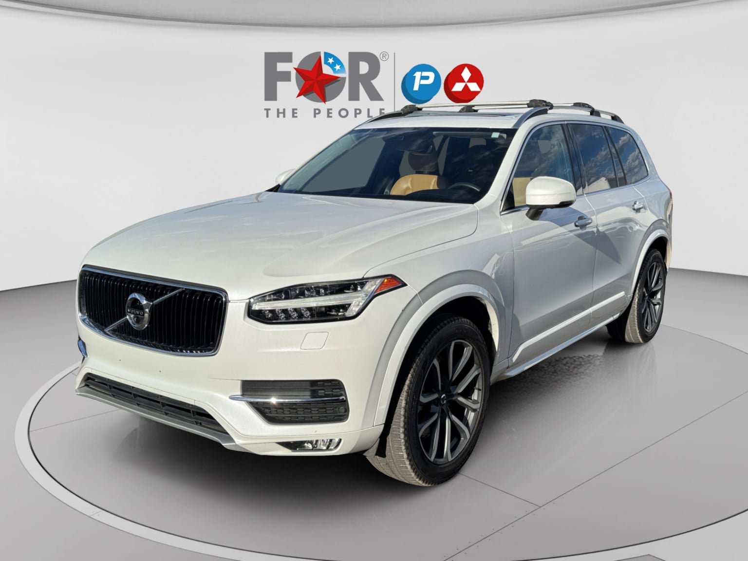 Used 2016 Volvo XC90 T6 Momentum w/ Momentum Plus Package AWD/4WD image 1