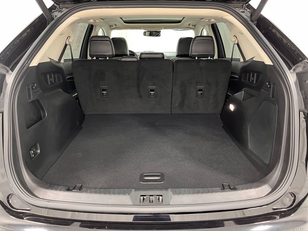 Used 2024 Ford Edge Titanium w/ Equipment Group 301A AWD/4WD image 29