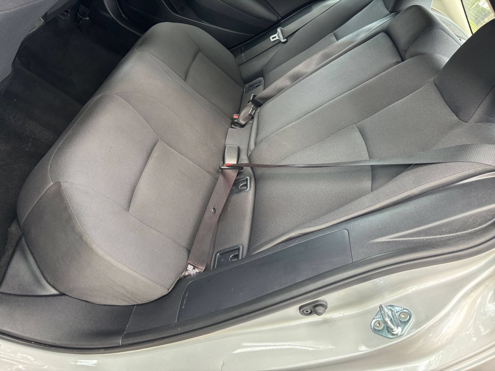 Used 2025 Toyota Corolla LE FWD image 34