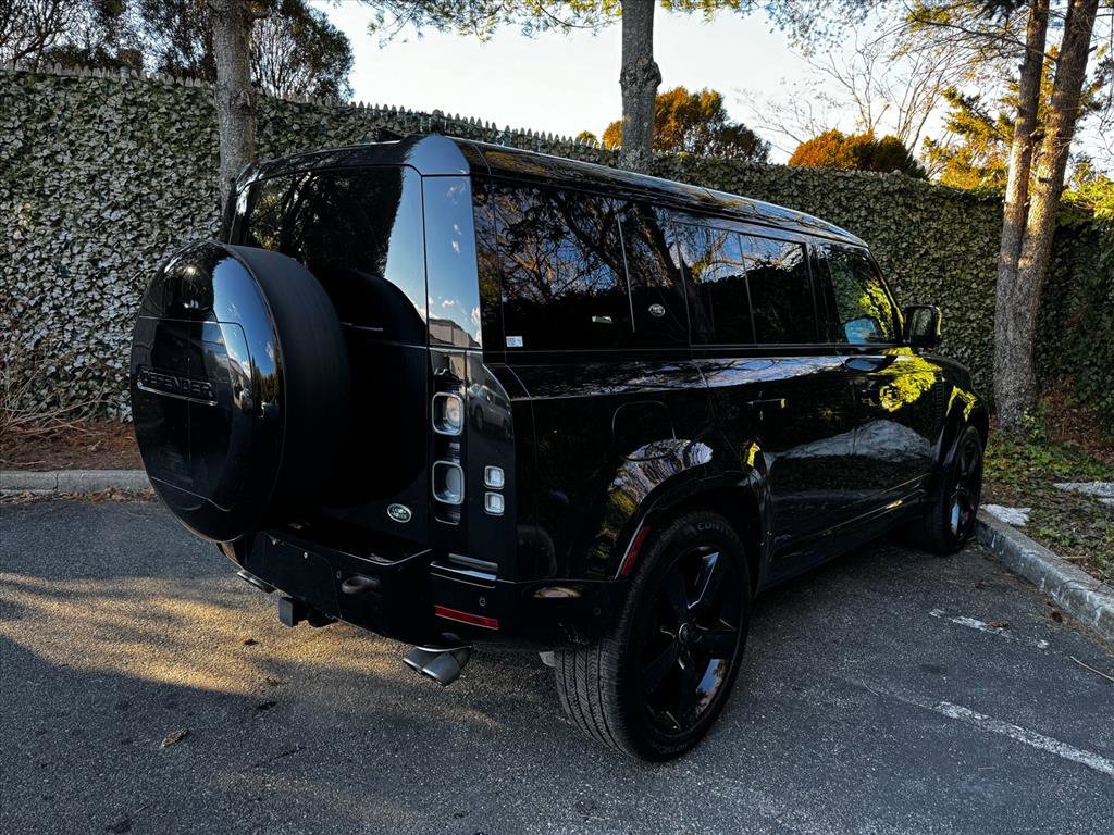 Used 2023 Land Rover Defender 110 V8 image 7