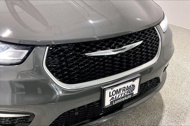 Used 2022 Chrysler Pacifica Pinnacle AWD/4WD image 39