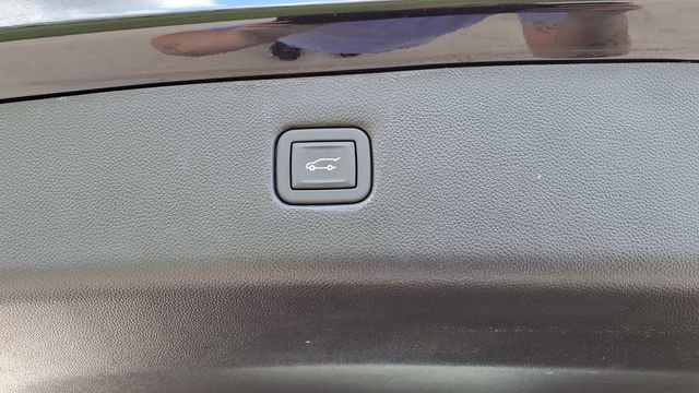 Used 2024 Chevrolet Blazer LT w/ Convenience Package image 18