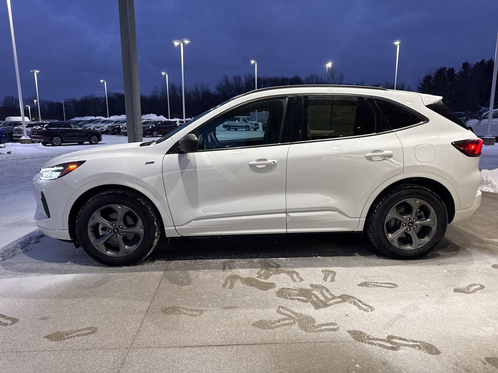 Certified 2023 Ford Escape ST-Line w/ Tech Pack #1 image 4